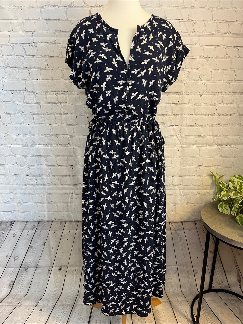 LOFT Navy Bee Side Tie-Waist Midi Dress